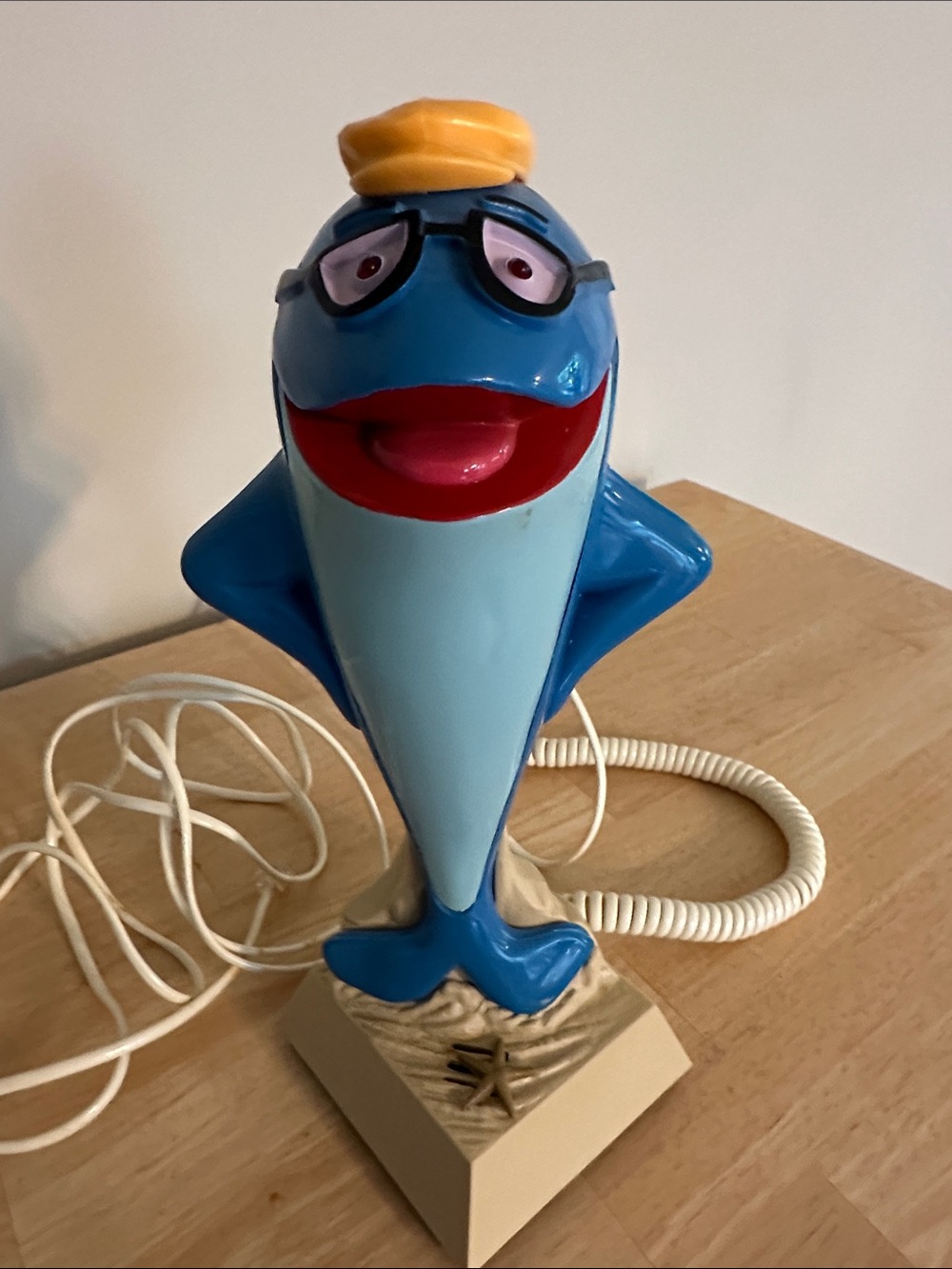 Vintage Blue Novelty Charlie The Tuna Phone with Yellow Hat